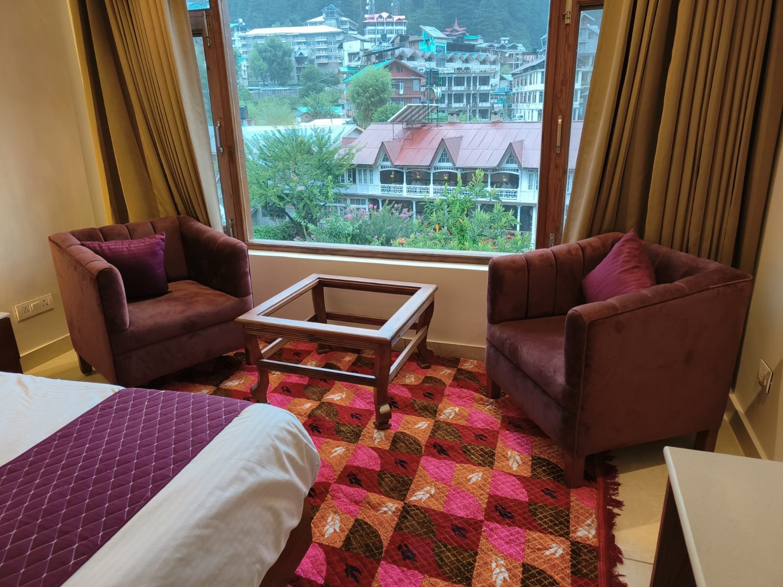 Sa Manali Inn Hotel Sa Ba Manali Inn
